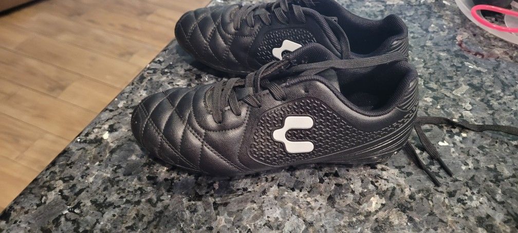 Charly Soccer Cleats Sz 2