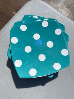 Set of four small 6” plates