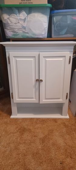 Bathroom cabinet
