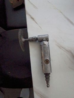 Air tool