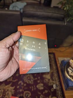 Ledger Nano X - ** BRAND NEW - SEALED w/ Receipt)