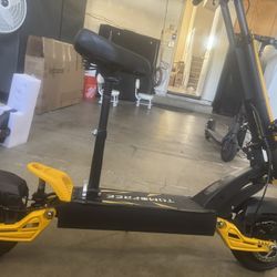 Electric scooter