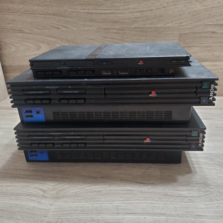 Ps2 (3x) And 1 Xbox One For Parts Not Working