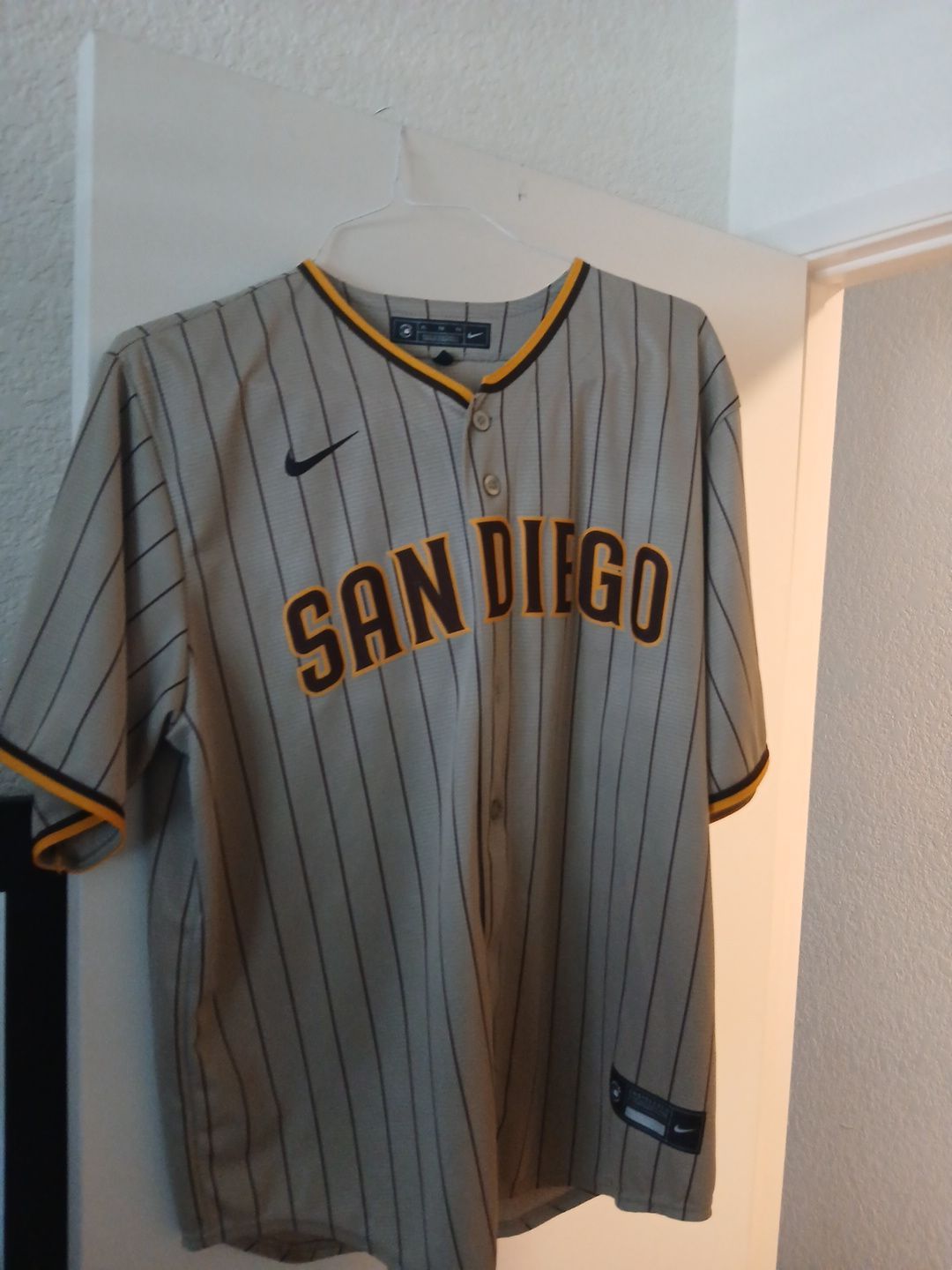 XL 100$ PadresJersey