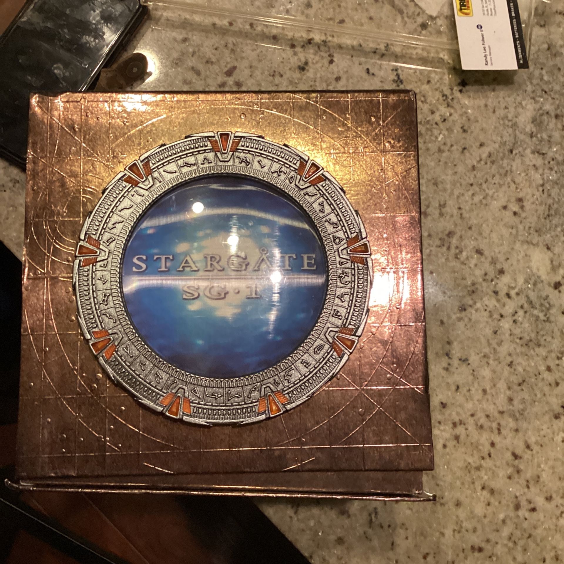 Star gate SG-1  The Complete Series Collectors Edition Box Set 54 Discs & Booklet ***Like NEW*** !!
