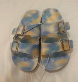 Sandalias tipo Birkenstock azules tie-dye con