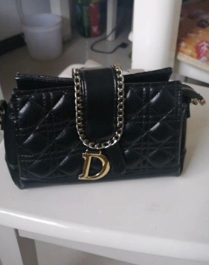 Shoulder Handbag for Women, Soft Quilted Clutch Purse Fashion Crossbody Bag With Pearl Chain