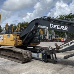 John Deere 210 Excavator 