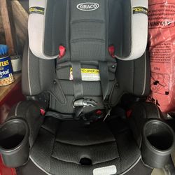 Graco 4Ever DLX 4-in-1 convertible car seat. 