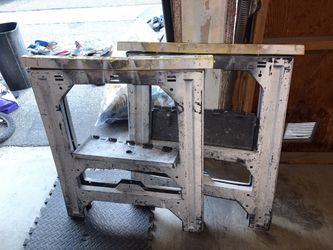 folding metal sawhorses (portable work stands)
