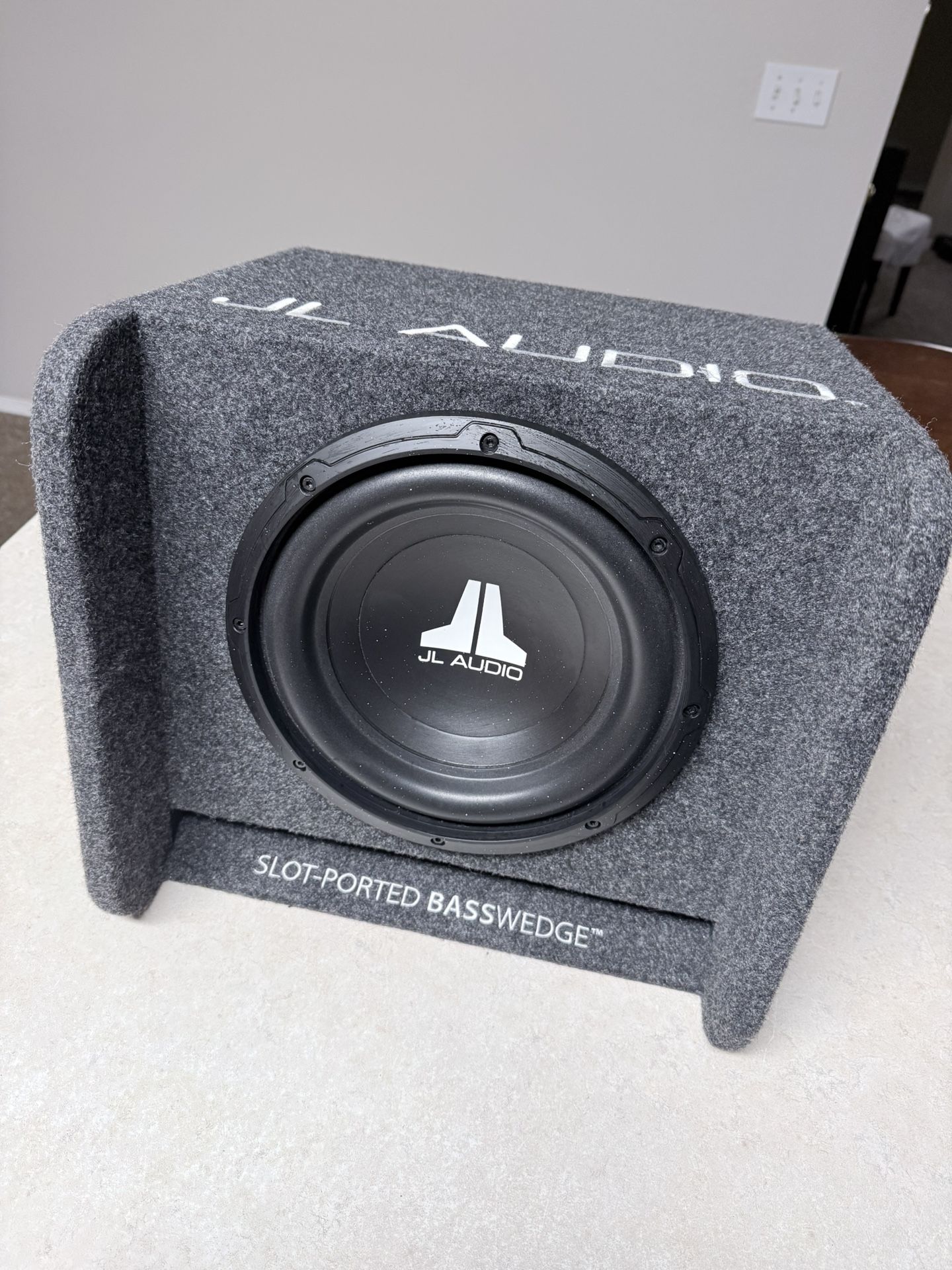 JL audio 10” sub 