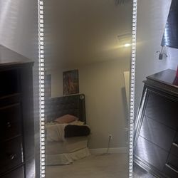 Illuminated Rhinestone Mirror 