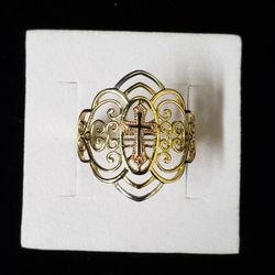 14kt Gold Cross Ring 