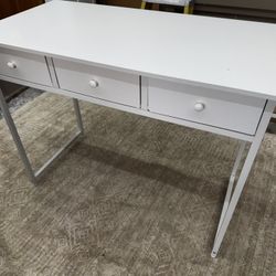 White - Desk - Vanity