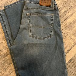 Levi Signature Youth 