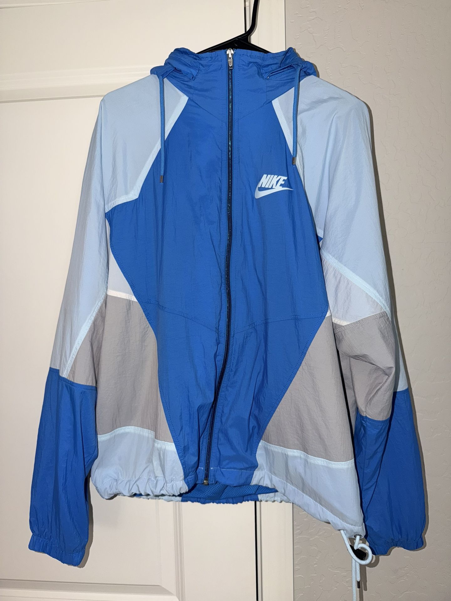 Men’s Retro Nike Jacket Medium 