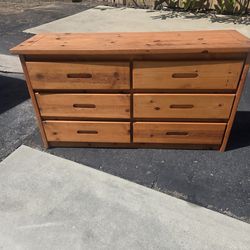 Solid pine dresser