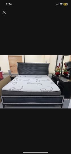 Queen Firm Set With Delivery 