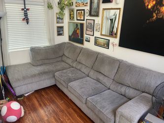 Gray Sectional Couch with Chaise