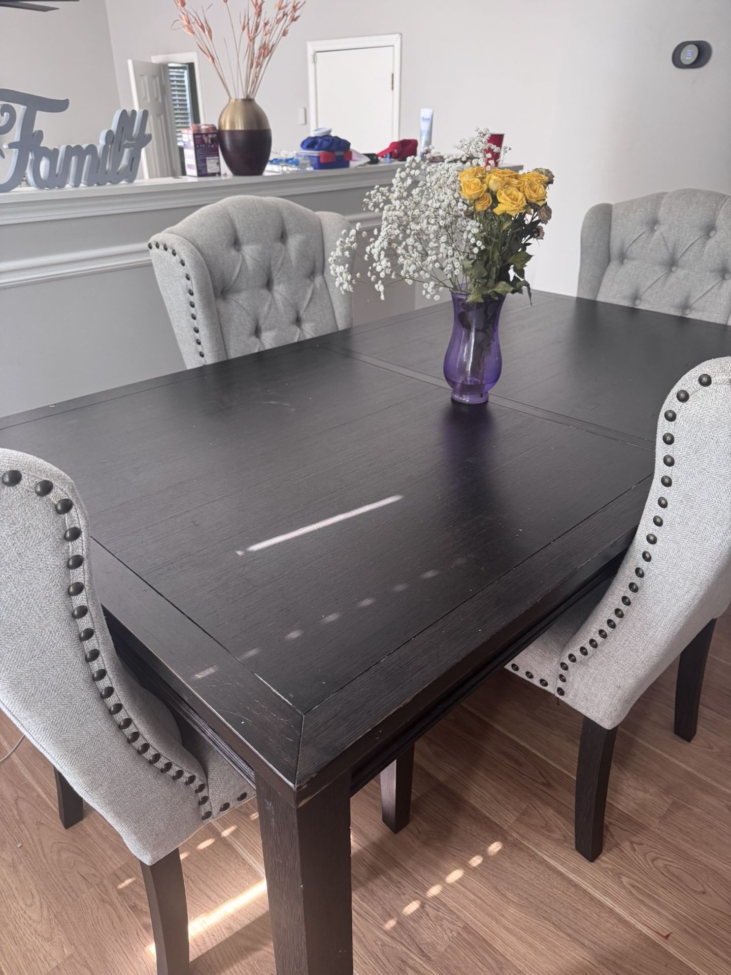 Dining Room Table w/Chairs