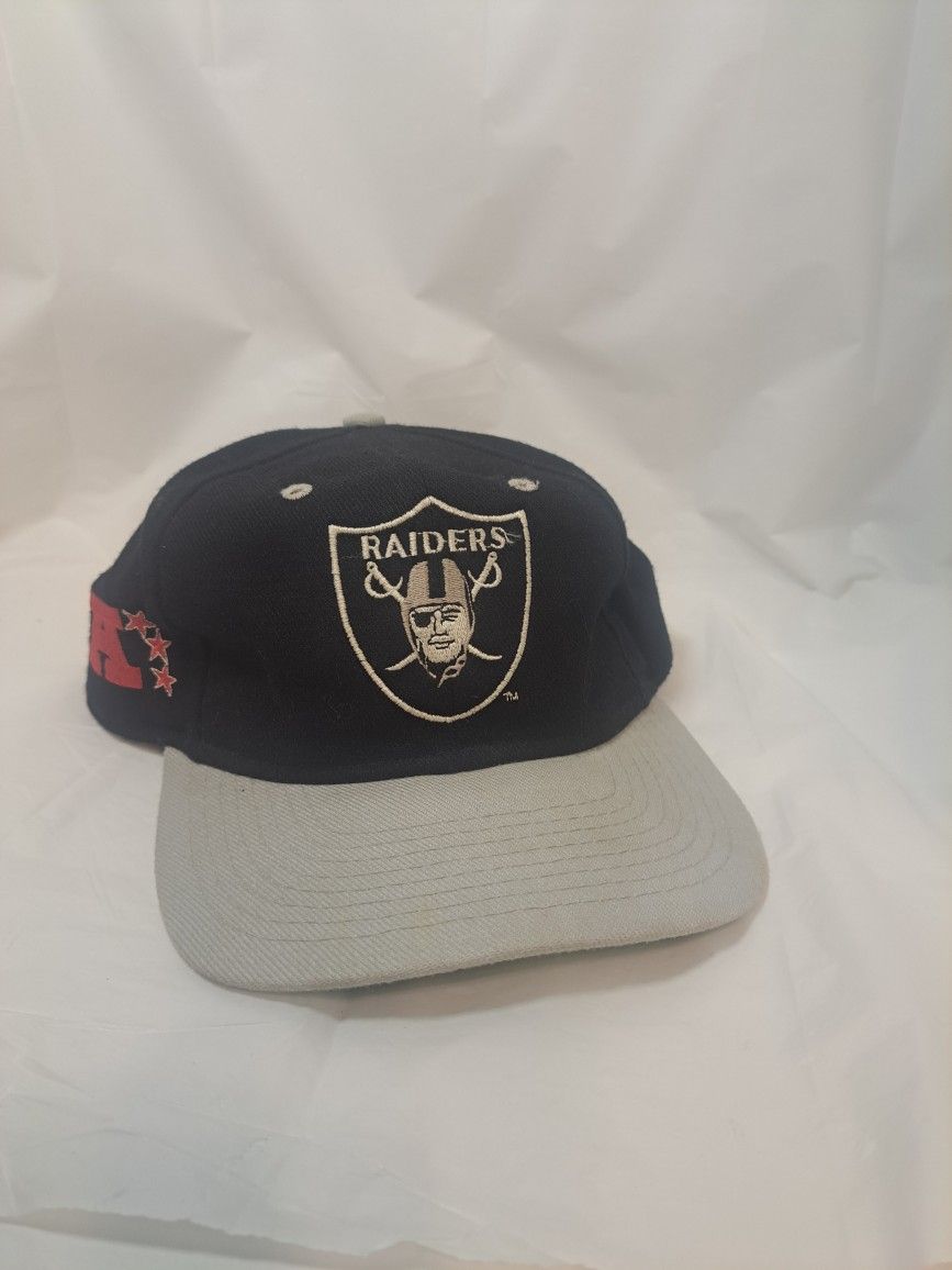 Raiders Snapback Cap. New - No Tags