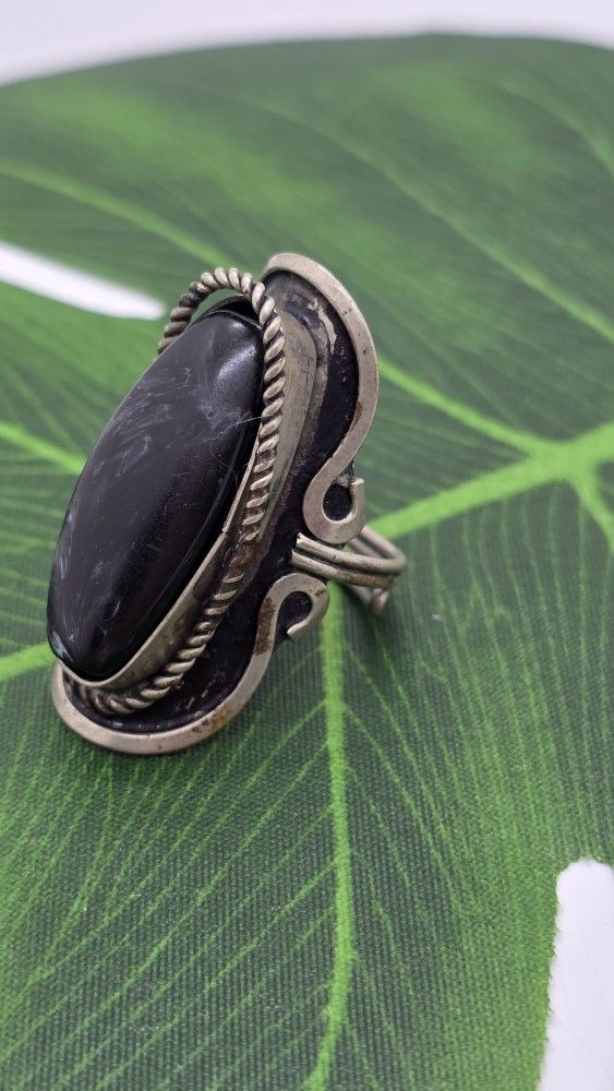 Vintage Handmade Ring Black