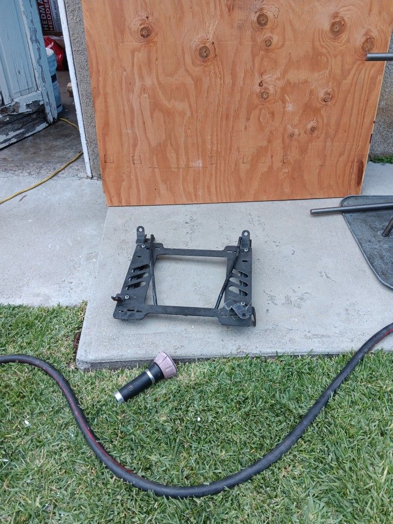 Seat Bracket Right For Honda Civic