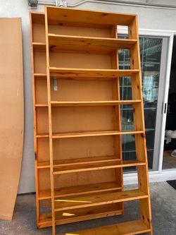 Free book shelves