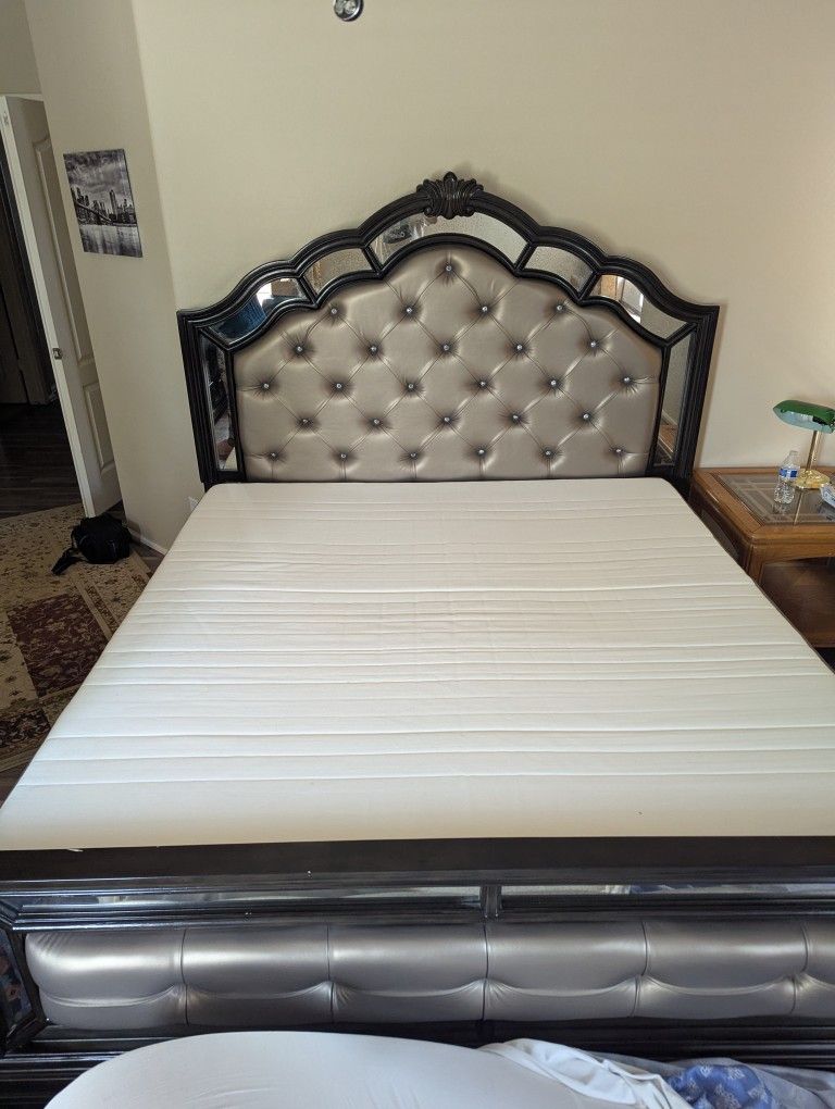 King Sized Bed Frame And Mattress.