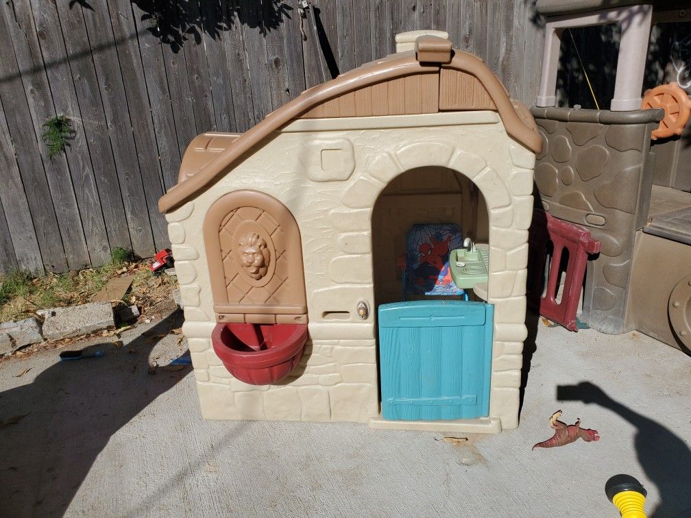 Play house