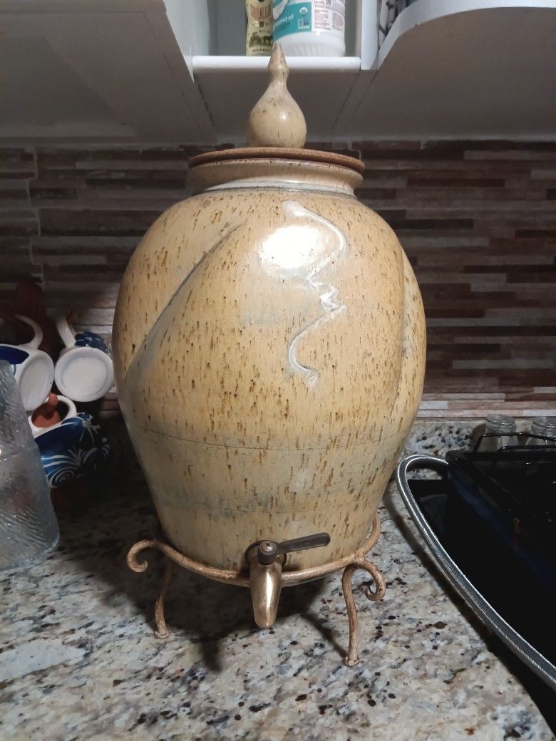Clay Water Dispenser