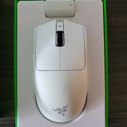 Razer Viper V3 Pro White Edition