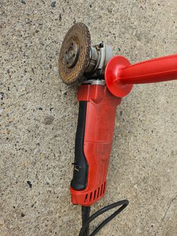 Vintage USA Milwaukee 4.5" Grinder Cat.N 6148. 10,000 RPM. Works Great.
Milwaukee.Made in USA
Pick up in Hillsdale, NJ