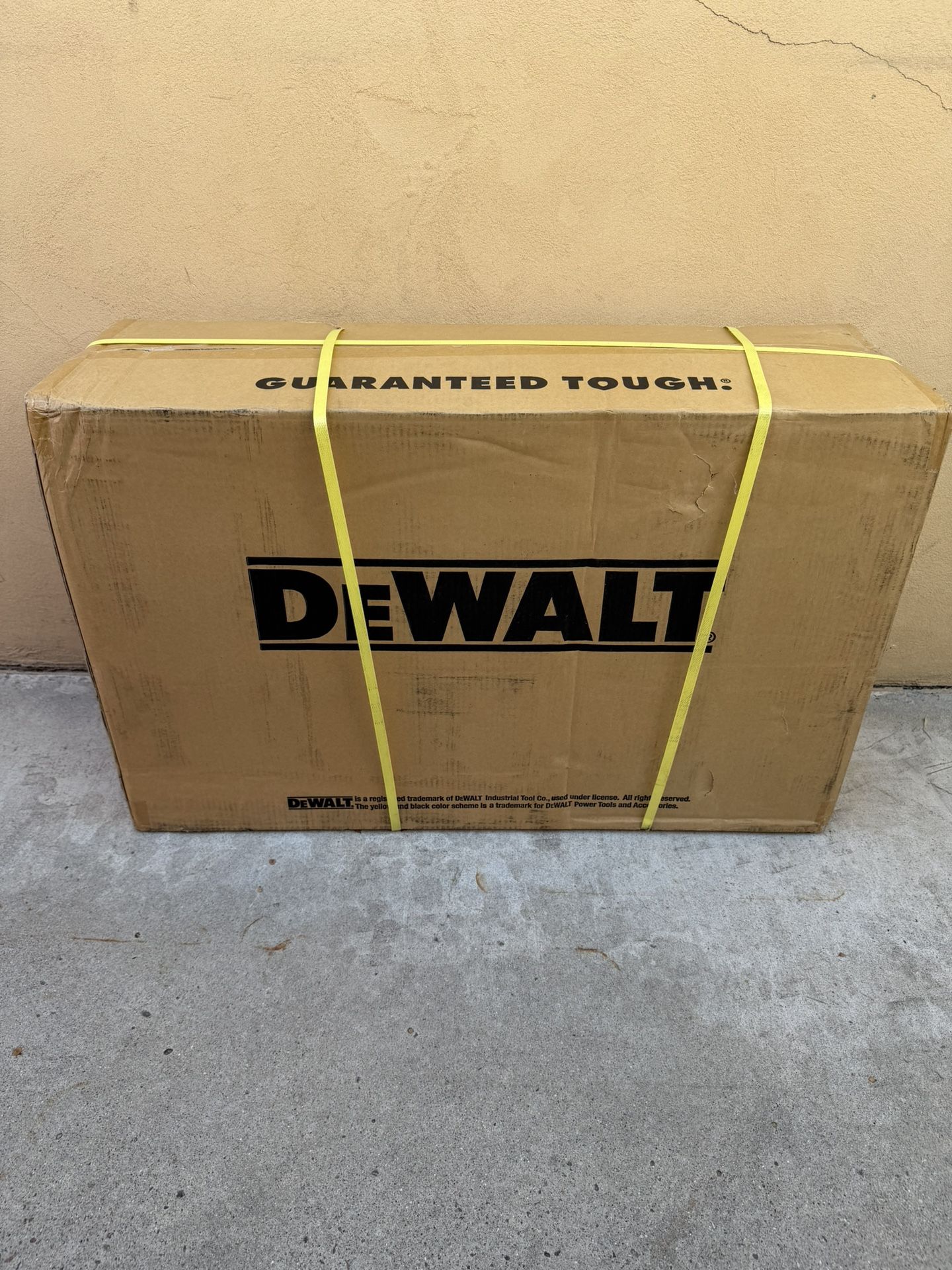 DEWALT Safety Glasses (300 Pieces)