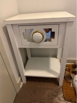 White and gold night stand