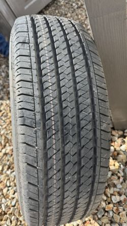 255/70/17 New