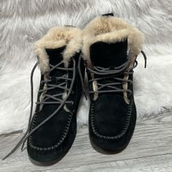 UGG Australia Chickaree Moccasin Black Suede Boots Women Size 7 