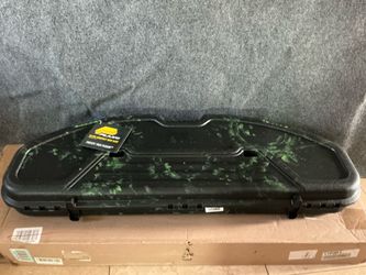 Plano Compact bow case