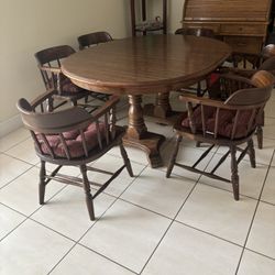 DINING ROOM TABLE 