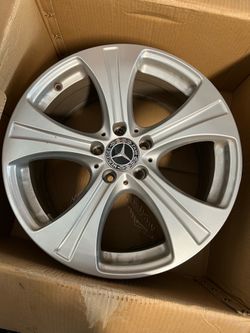 GLC 300 Wheels Set - 18x8 Mercedes Benz