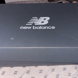 Size 9 New Balances 