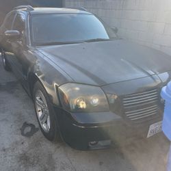 2005 Dodge Magnum