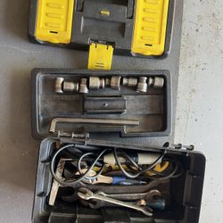 A lot of vintage tools.