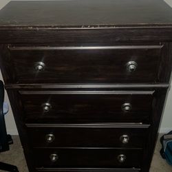 headboard and dresser 
