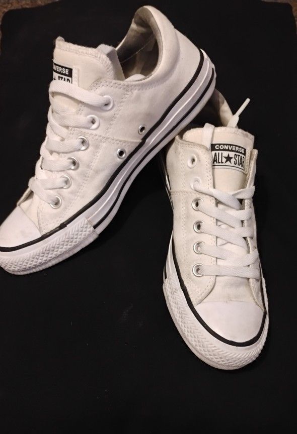 Converse Size 7