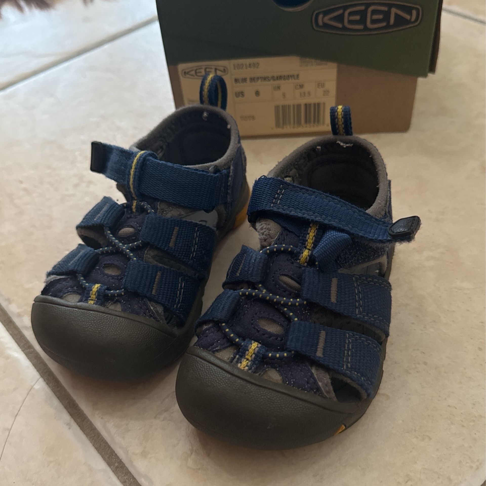 Keen 6T Newport Sandals