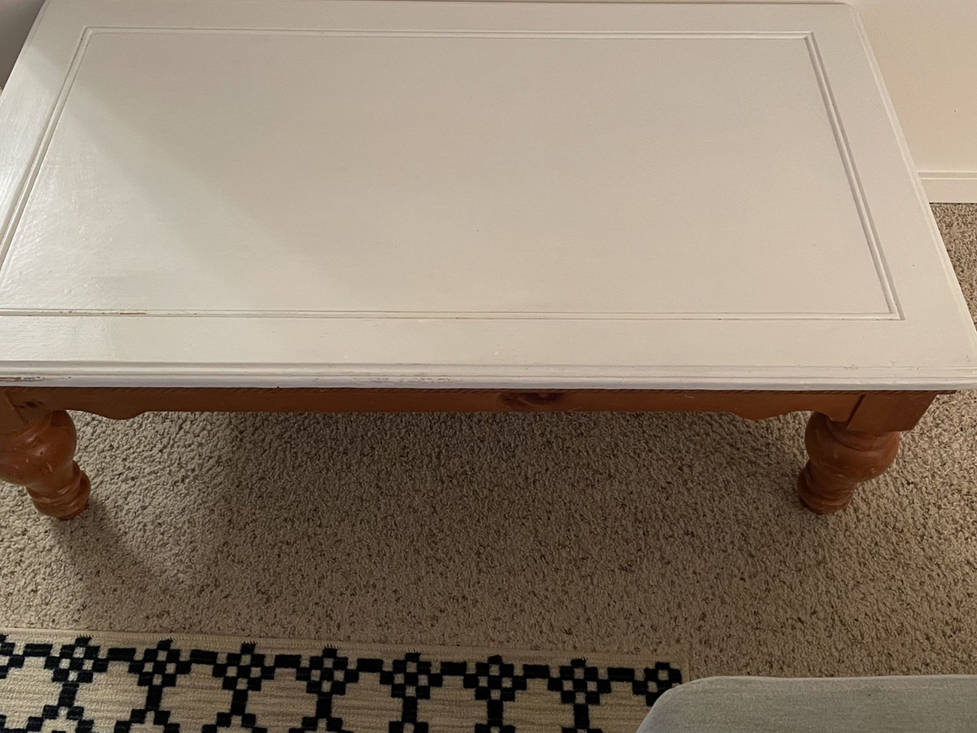 Free Coffee Table And End Tables