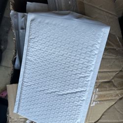 Bubble mailers