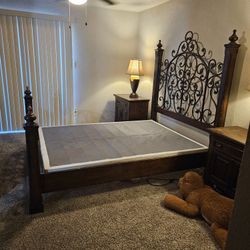 Real Wood Queen Bedroom Set 