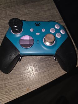 Xbox Elite Series 2 controller